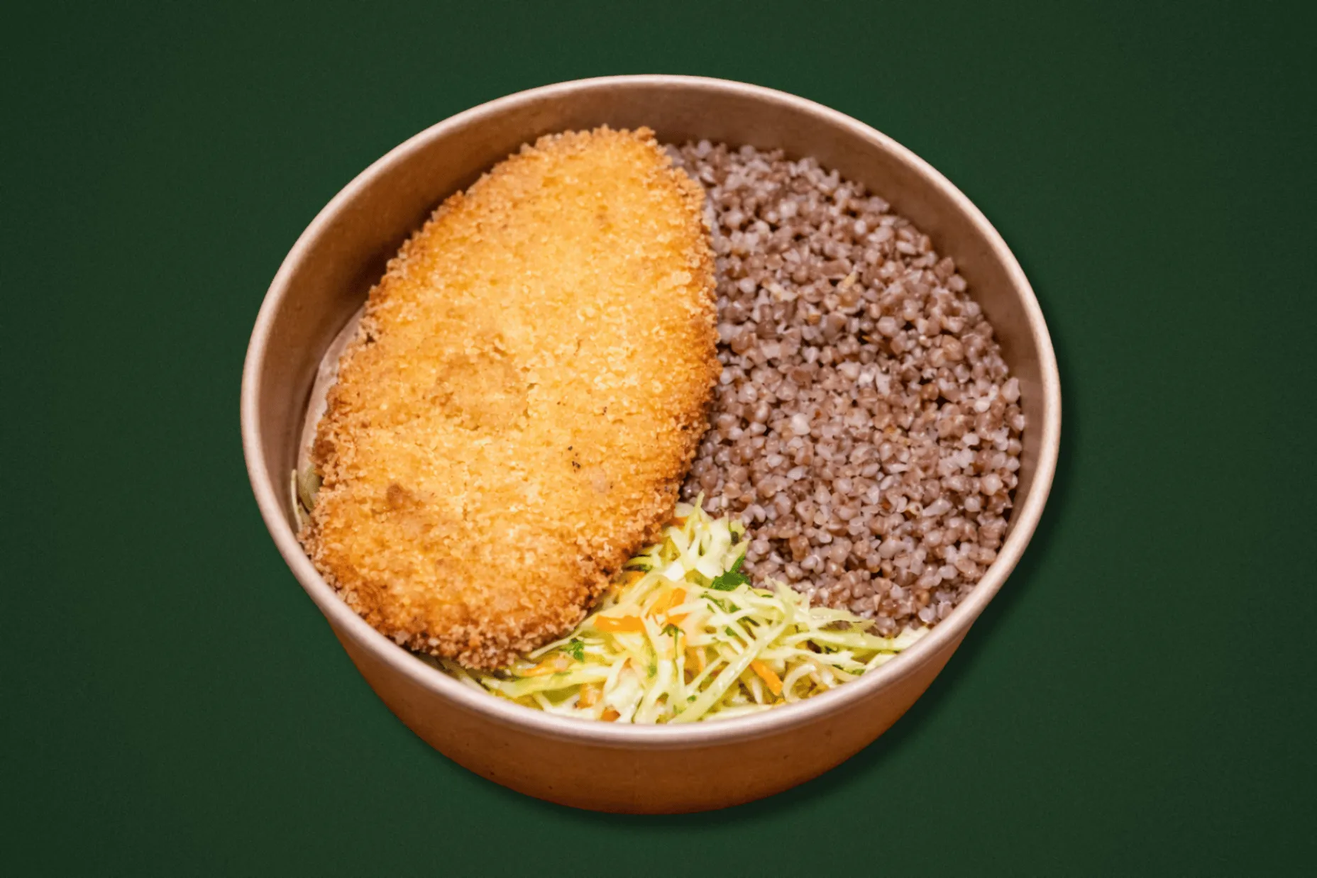 Курячий шніцель, гречка та салат з молодої капусти