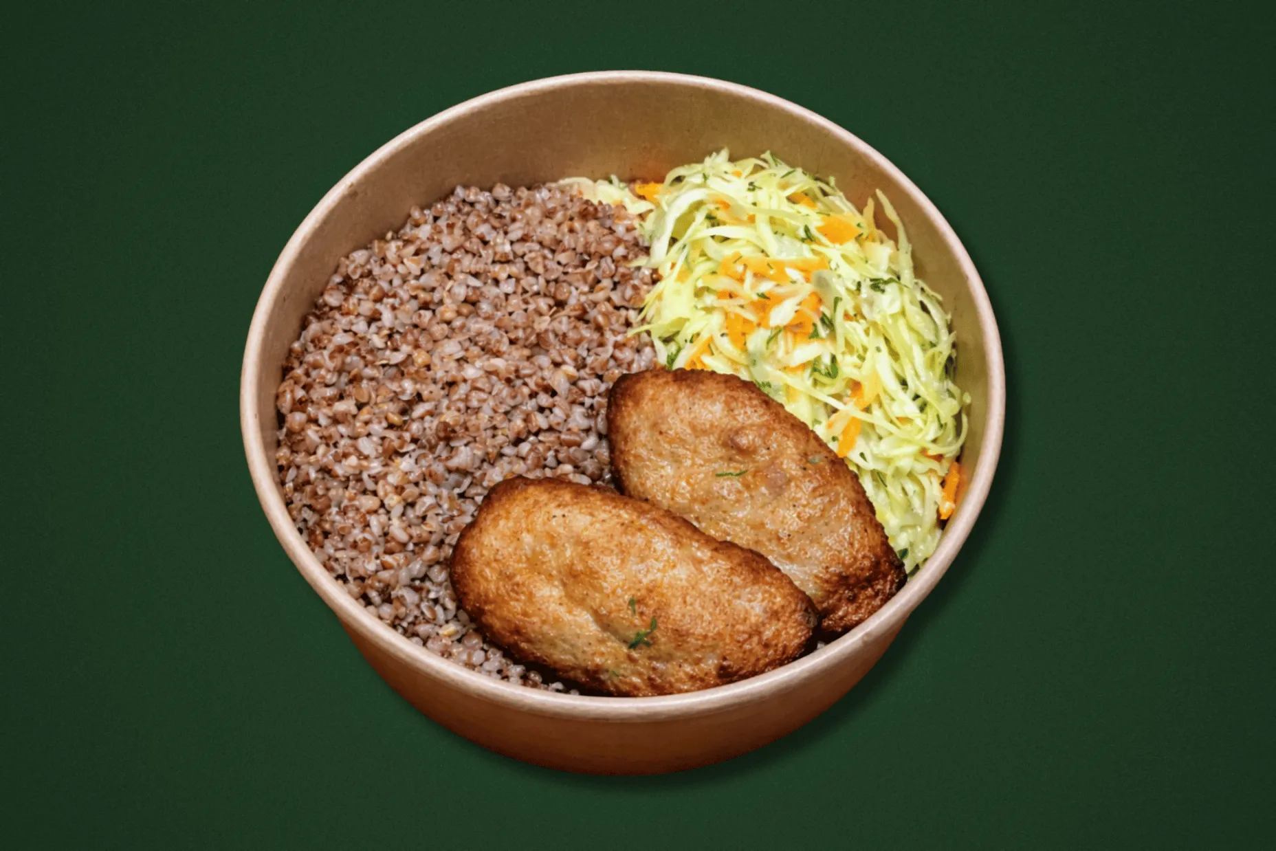 Котлети по-домашньому, гречка та салат з молодої капусти